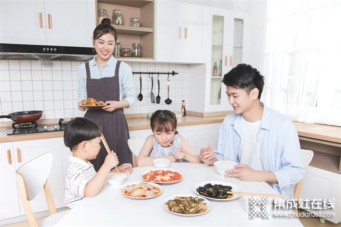 潮邦蒸烤一體集成灶M5：沒有油煙味，只有女人味